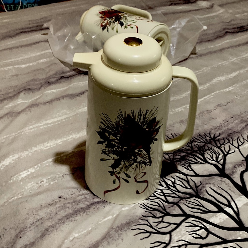 Winter Greetings Thermal Carafe cream with beautiful red designs